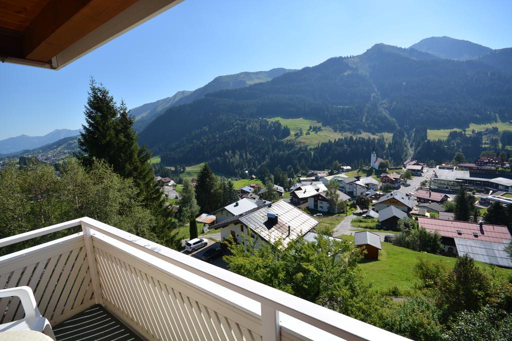 Gaestehaus Am Berg Hirschegg  객실 사진